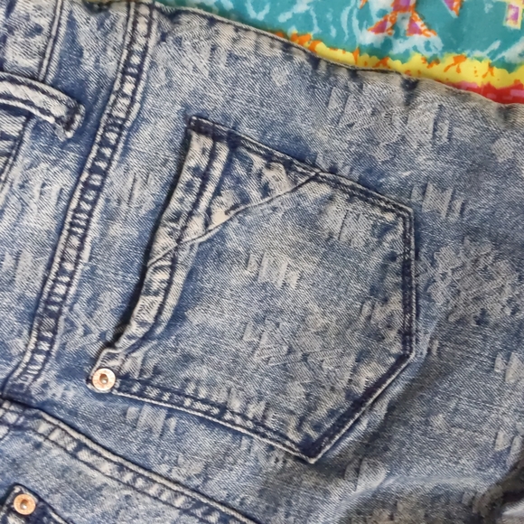 Mossimo High Rise Short Shorts - Picture 6 of 12